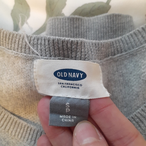 ❤ Old Navy Grey Polka Dot Sweater size S - Picture 4 of 4